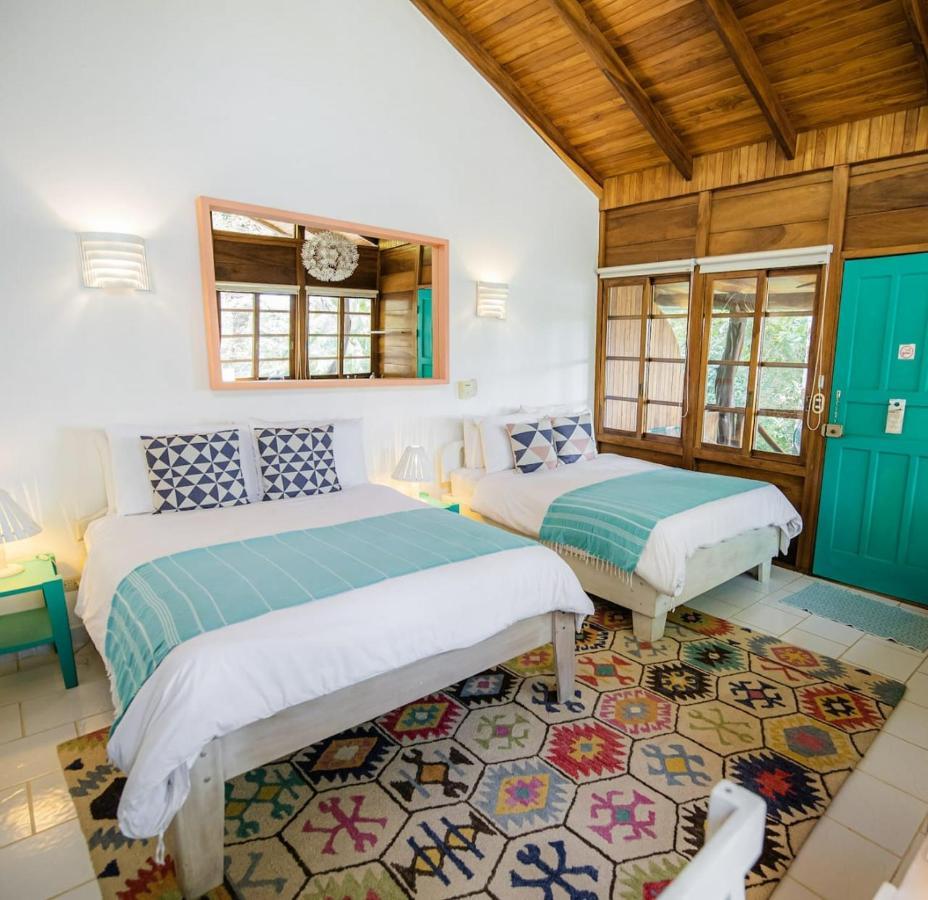 נוסארה Hotel Guiones מראה חיצוני תמונה