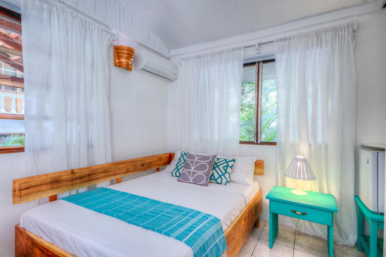 נוסארה Hotel Guiones מראה חיצוני תמונה